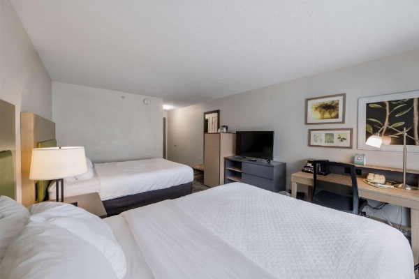 Country Inn & Suites by Radisson, Lake George (Queensbury), NY image 12