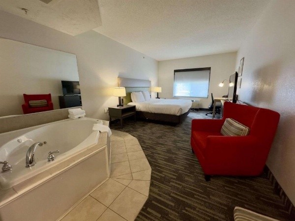 Country Inn & Suites by Radisson, Lake George (Queensbury), NY image 17