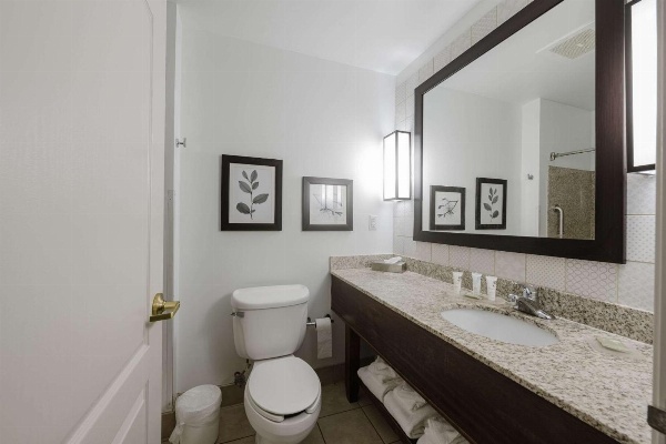 Country Inn & Suites by Radisson, Lake George (Queensbury), NY image 7